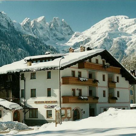 Hotel Garni Miramonti Falcade Exterior photo