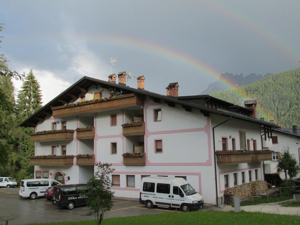 Hotel Garni Miramonti Falcade Exterior photo